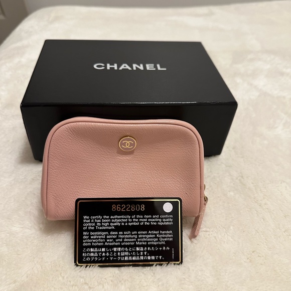 Chanel mini cosmetic pouch - Picture 1 of 7